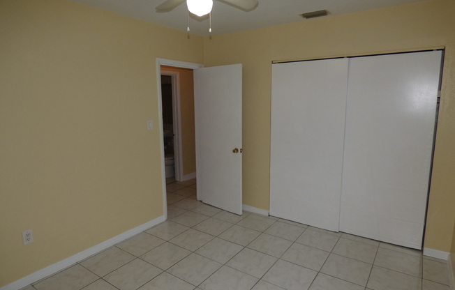 3 beds, 2 baths, $1,500