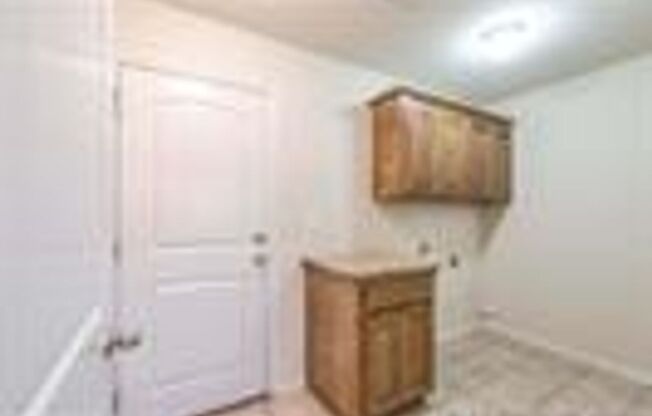 3 beds, 2 baths, $2,150