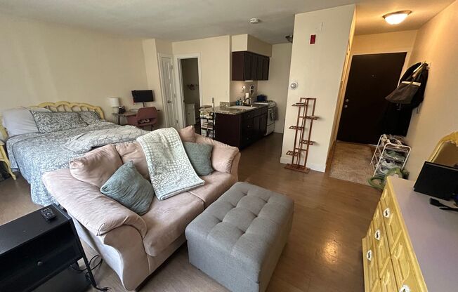 1535 N. Van Buren St.