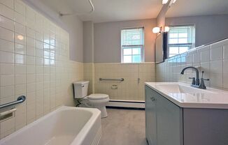 2 beds, 1 bath, $1,675, Unit H-4