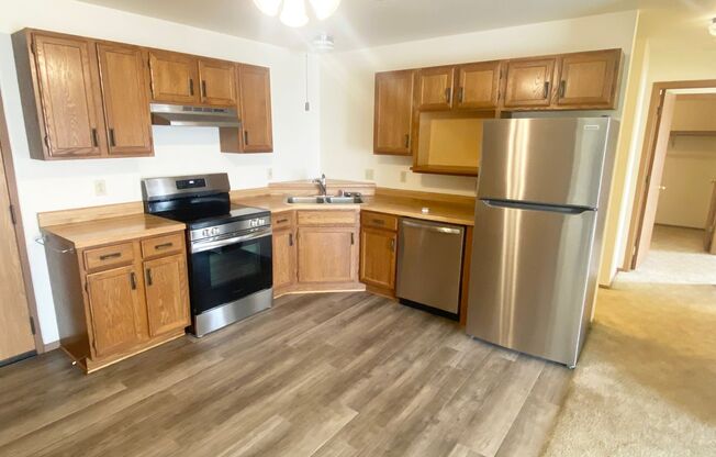 2 beds, 1.5 baths, 952 sqft, $950, Unit Apt 206