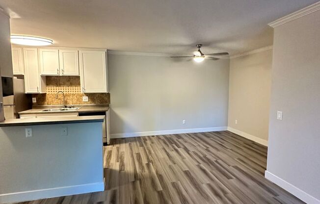 1 bed, 1 bath, 815 sqft, $2,345, Unit 121
