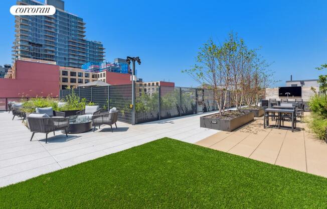 3 beds, 2 baths, $10,075, Unit 1601