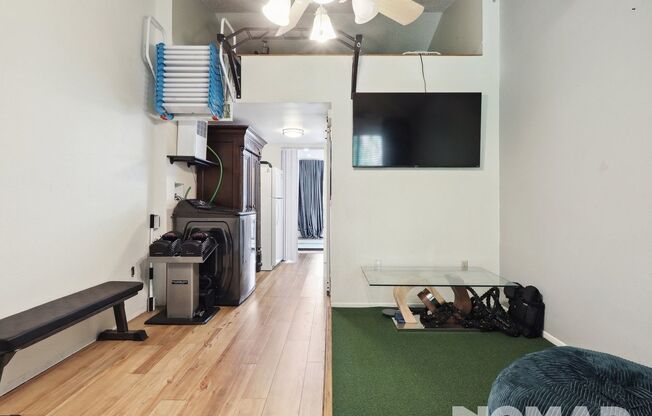 Smart Home Studio in Peaceful Gated Community