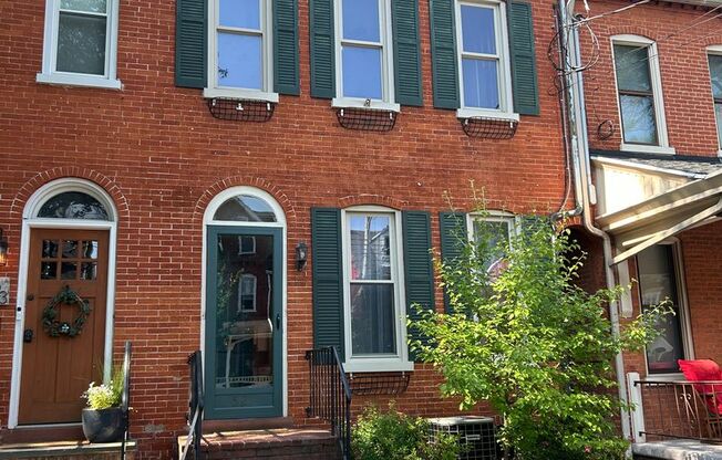 Beautiful 3 Bedroom, 1.5 Bath - 2 Car Detached Garage Included!