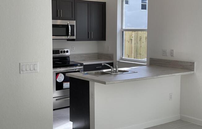 2684 SE 11 CT