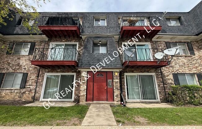 1713 MANSARD LN