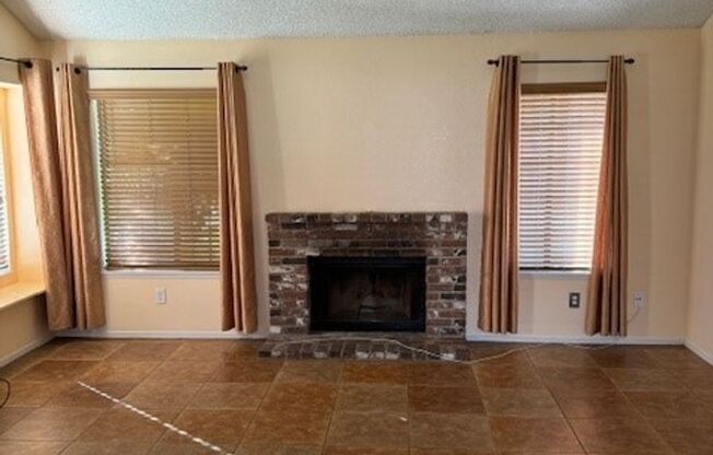 3512 SNOWFLAKE CT