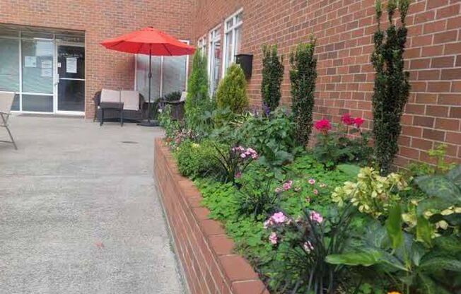 Studio, 1 bath, 441 sqft, $1,285, Unit 310