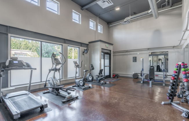 4 beds, 2 baths, $2,600, Unit 109-308