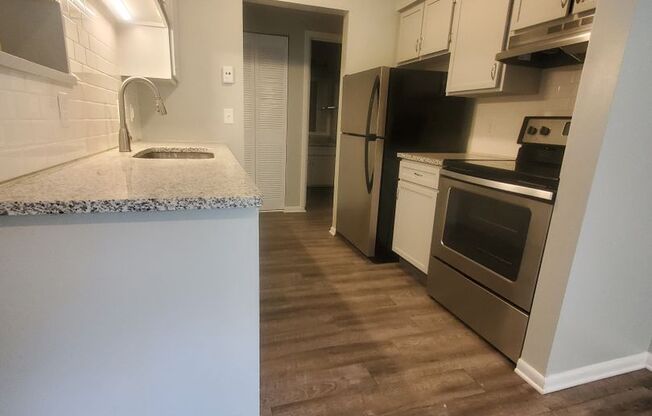 1 bed, 1 bath, 671 sqft, $1,050, Unit 3701-3B