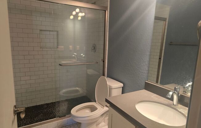 3 beds, 3.5 baths, $2,700