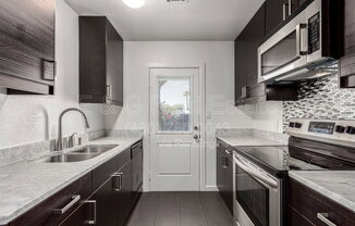 3034 N 35 ST