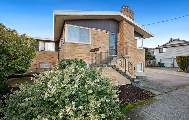 Loyal Heights Apartments
