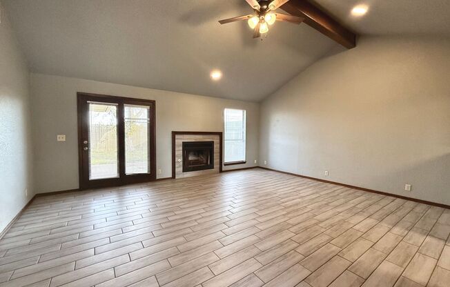 2BD 1BA Duplex in NW OKC!