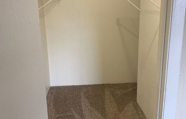 1 bed, 1 bath, 841 sqft, $925, Unit 1617