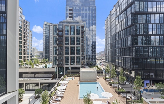 1 bed, 1 bath, 712 sqft, $6,500, Unit 538
