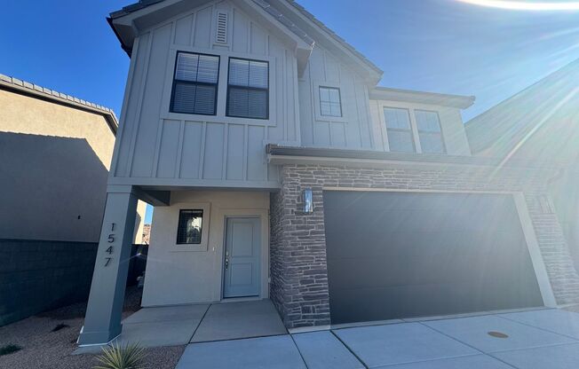 Brand New Home in Long Valley!