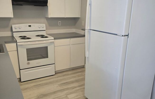 Cedarwood Villa Apartments