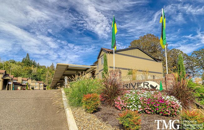 2 beds, 1 bath, 900 sqft, $1,710, Unit 228