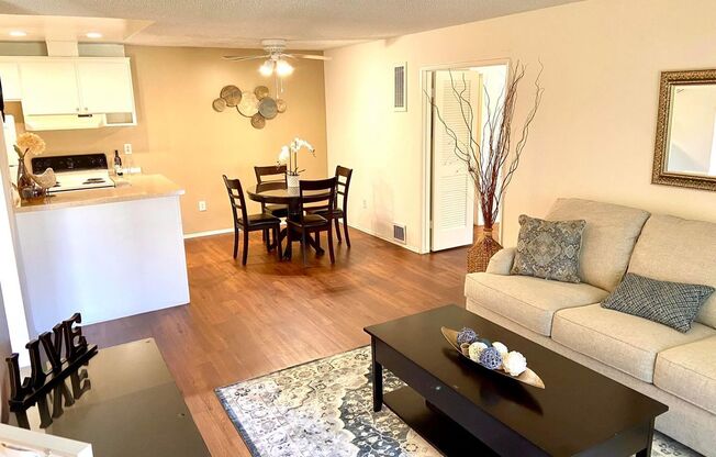 1 bed, 1 bath, 716 sqft, $2,150, Unit O013