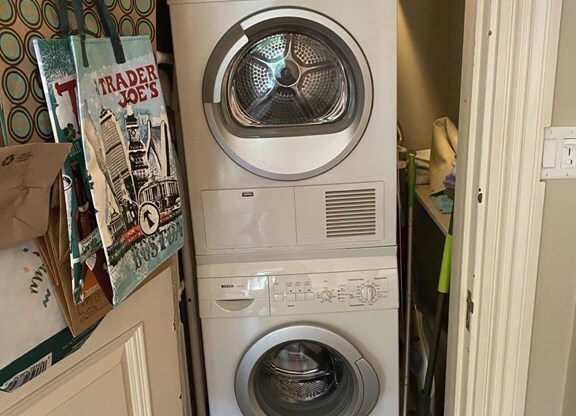 1 bed, 1 bath, 495 sqft, $3,200, Unit 3