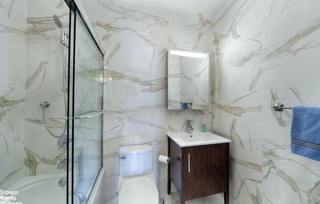 137 CENTRAL PARK N