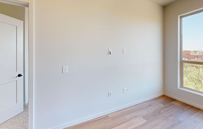 2 beds, 2 baths, 1,090 sqft, $1,695, Unit 1621-532