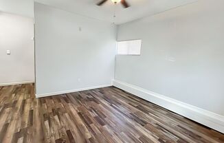 1 bed, 1 bath, $900, Unit B