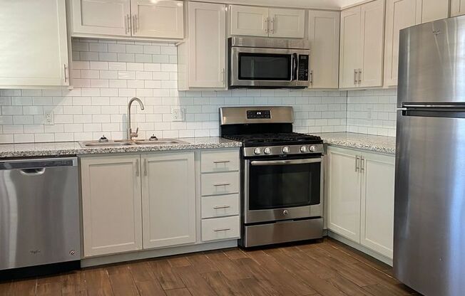 1 bed, 1 bath, 712 sqft, $1,099, Unit 4113