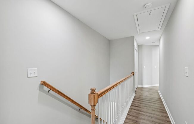 3 beds, 2.5 baths, $1,900, Unit Unit A