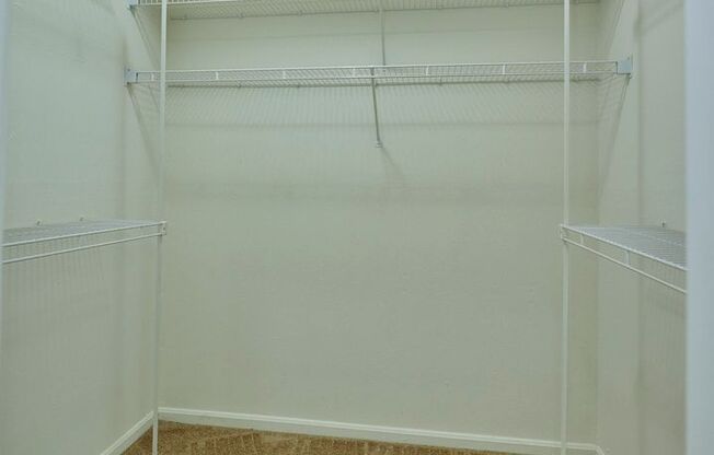 2 beds, 2 baths, 1,550 sqft, $2,290, Unit 6561