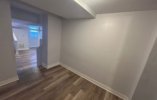 Studio, 1 bath, 600 sqft, $1,300, Unit 4826H-G