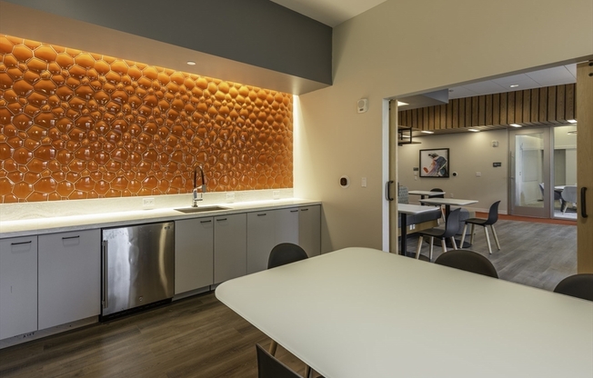 1 bed, 1 bath, 653 sqft, $3,500, Unit 507