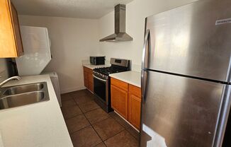 2 beds, 1 bath, $1,350