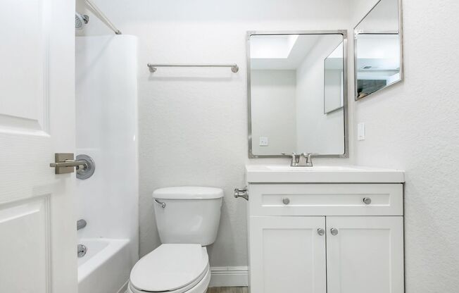 2 beds, 2 baths, 1,268 sqft, $1,350