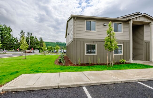 Santiam Gateway Apartments