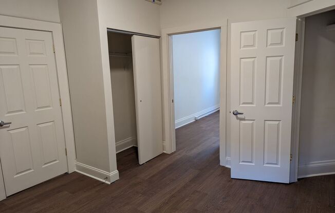 1 bed, 1 bath, 710 sqft, $1,000, Unit 17