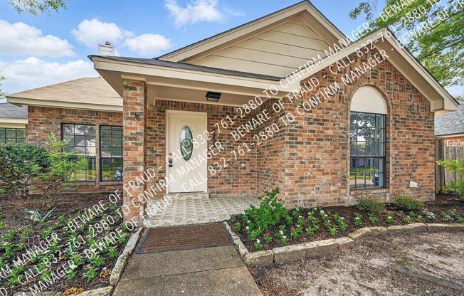 8805 WOOD GLN DR