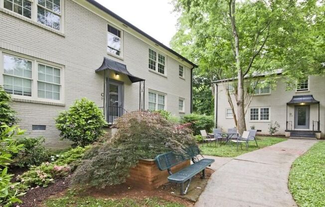 190 KIRKWOOD RD NE