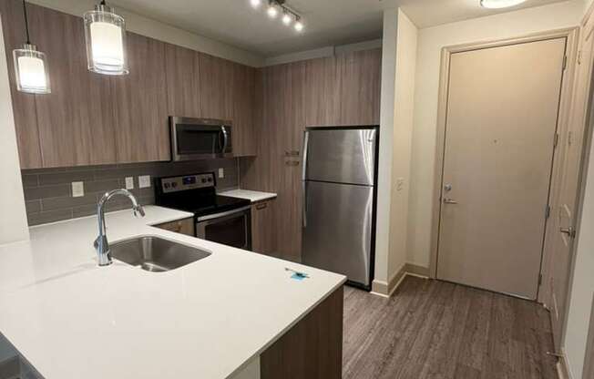 8902 DORAL