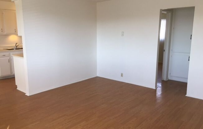 1 bed, 1 bath, $1,995, Unit 05