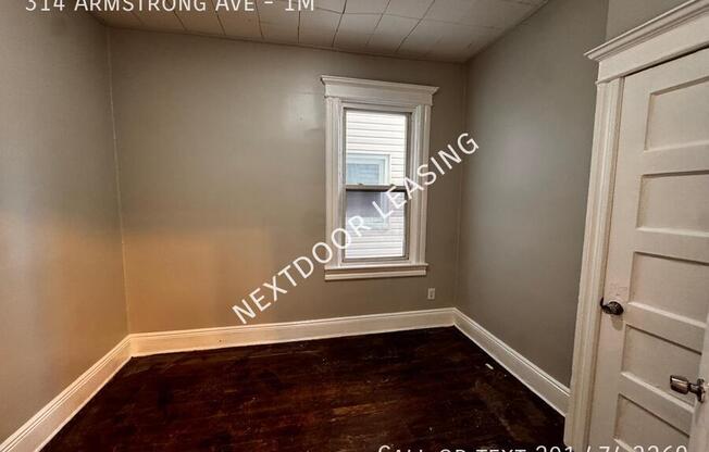 314 ARMSTRONG AVE