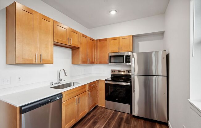 2 beds, 1 bath, 800 sqft, $1,649, Unit 11