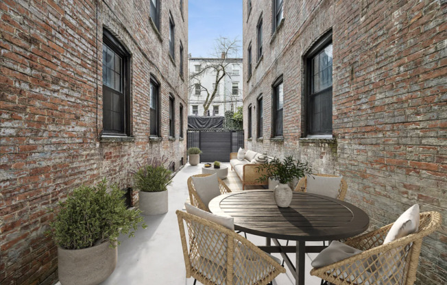 19 COLUMBIA PL