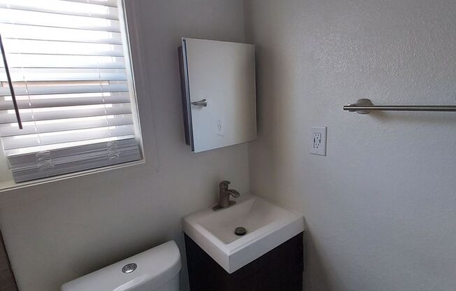 Studio, 1 bath, $1,495, Unit 18707.25