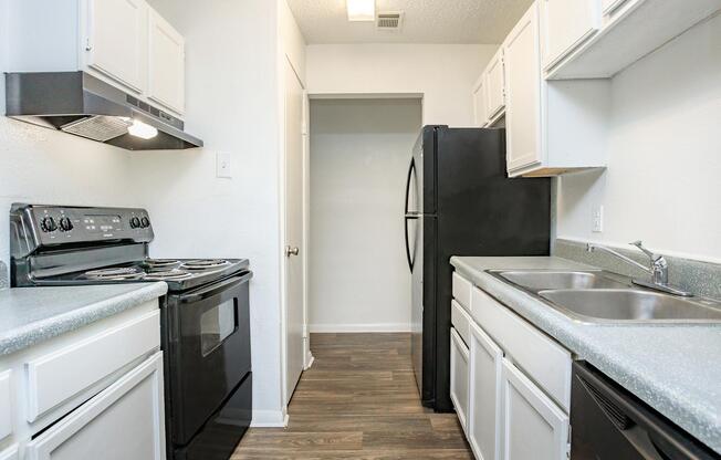 2 beds, 2 baths, 997 sqft, $1,225