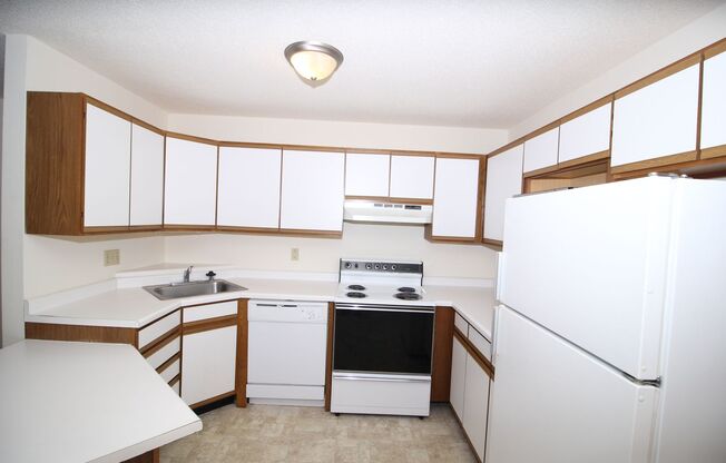 1 bed, 1 bath, 756 sqft, $895, Unit A-106