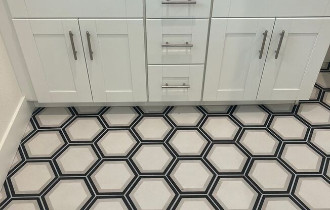 2 beds, 2.5 baths, 1,349 sqft, $4,700, Unit 123