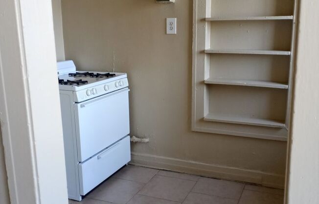 823 UNION APTS